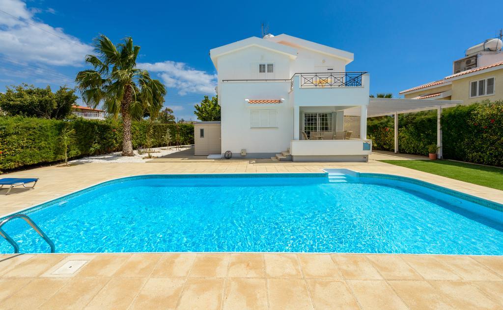 Merab Center Villas Айя-Напа Номер фото
