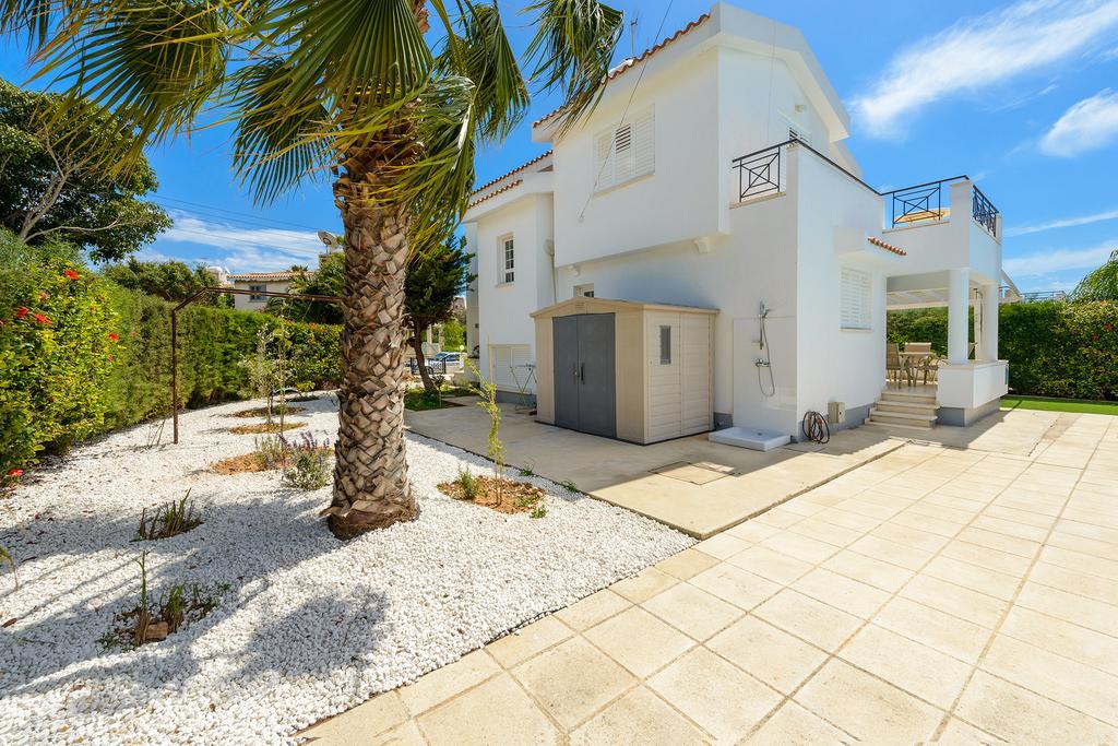 Merab Center Villas Айя-Напа Номер фото