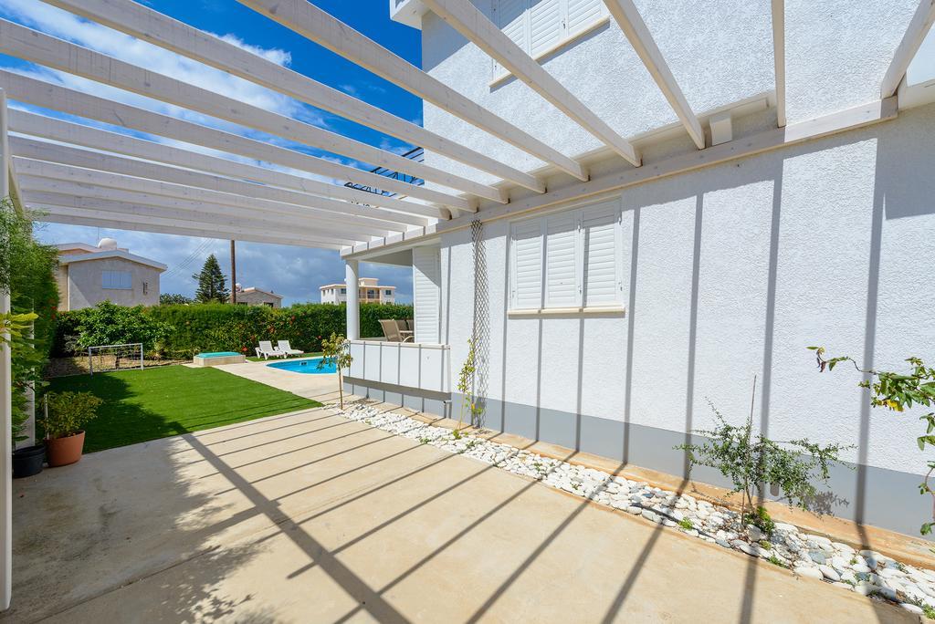 Merab Center Villas Айя-Напа Номер фото